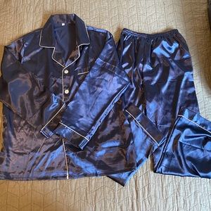 Men’s Silk Romwe Pajama Set